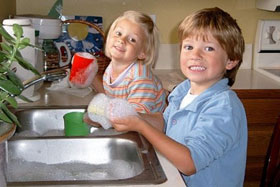 Cómo lograr que los hijos ayuden en las tareas domésticas